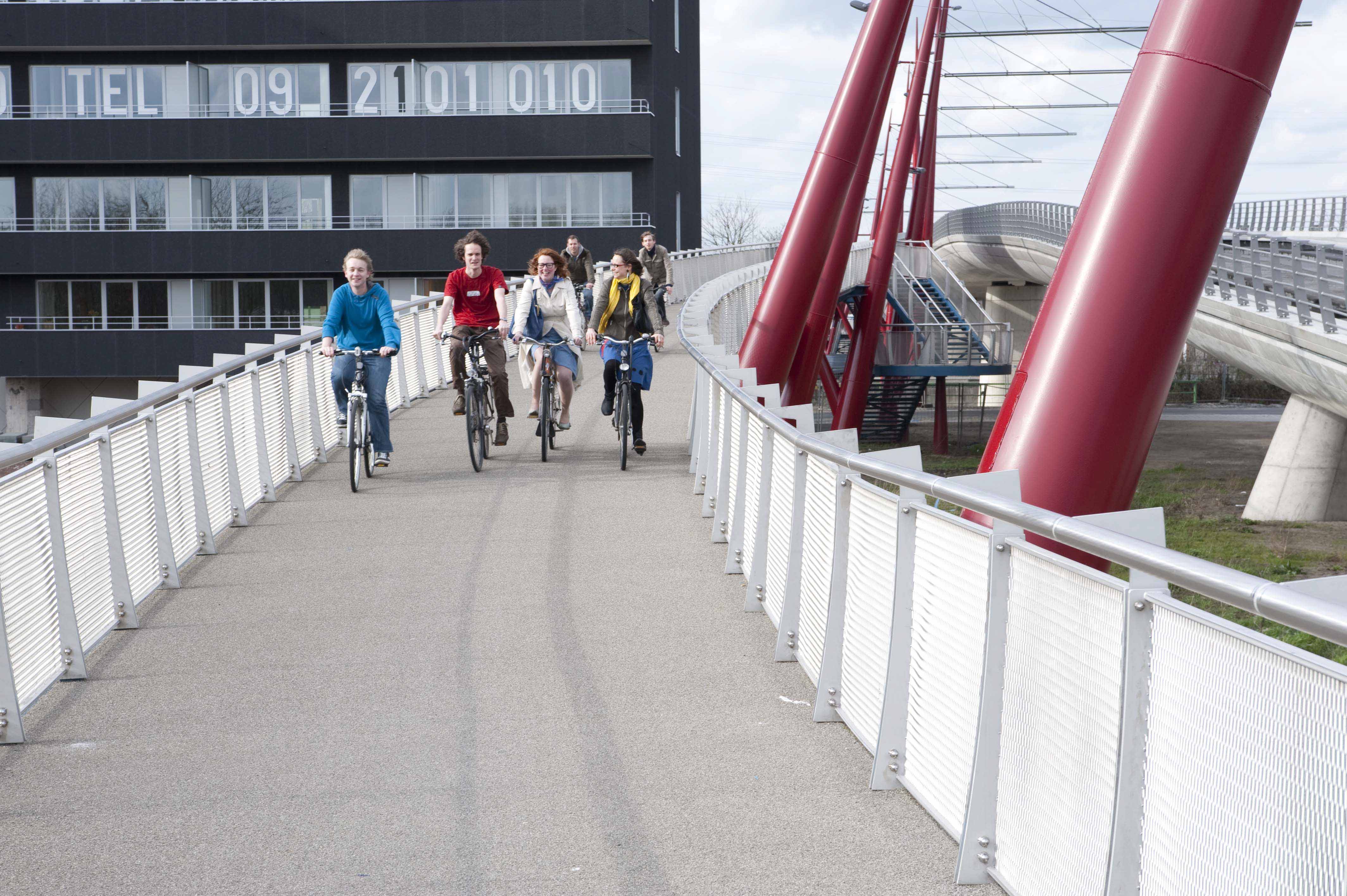 nieuwe fietsersbrug Rabot